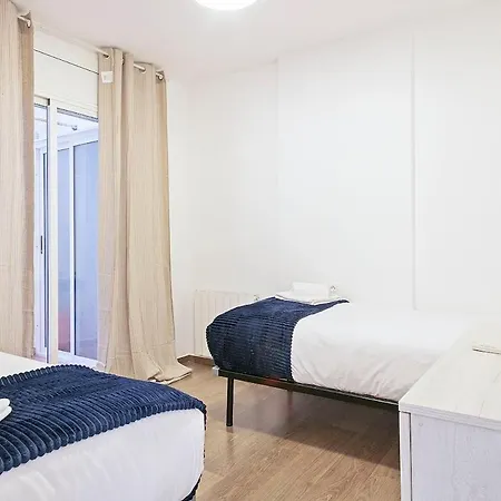 Dialez Holidays - Sant Nicasi Gavà